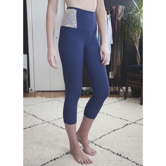Odessa Capri Legging - NWT - Picture 1 of 2